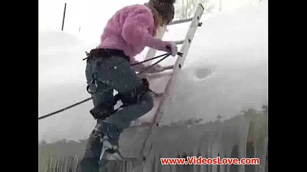 Hiển thị Lesbians having fun in the snow Phim của tôi