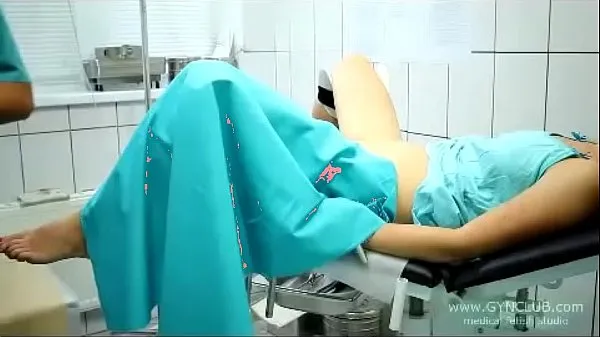 Vis beautiful girl on a gynecological chair (33 mine filmer