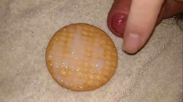 Näytä Filling cookie with jizz elokuvani