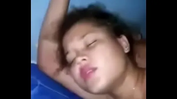 放映Mexican girl enjoying a rich fuck我的电影