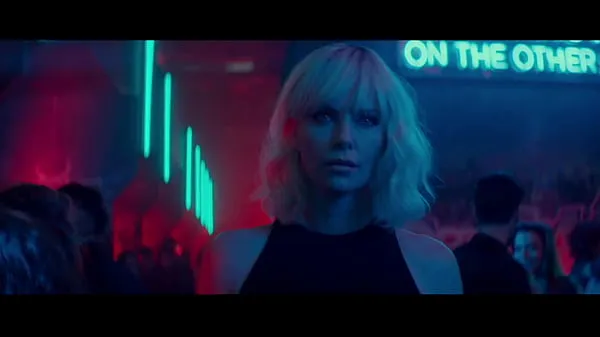 Atomic Blonde Lesbian Scene میری فلمیں دکھائیں