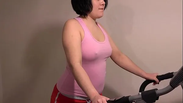 Show Anal masturbation on the treadmill, a girl with a juicy asshole is engaged in fitness my Movies
