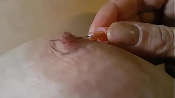 Laat I love the pain of pushing a through my hard nipple, then playing with it to make me cum incredibly hard mijn films zien