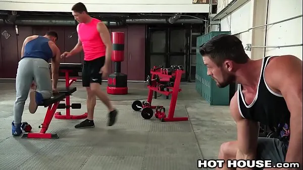 Show HotHouse Ryan Rose Cumshot For 2 Of His Boys At The Gym my Movies