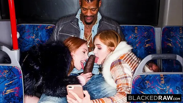 BLACKEDRAW 2人の美女がバスで巨大なBBCとセックス私の映画を表示