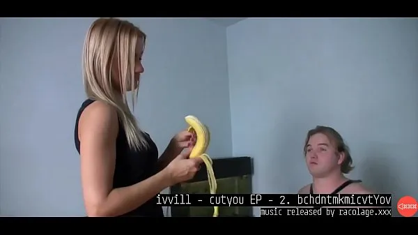 Elegante Domina-Geliebte, die Bananen-Musik durch ivvill zerquetschtmeine Filme anzeigen