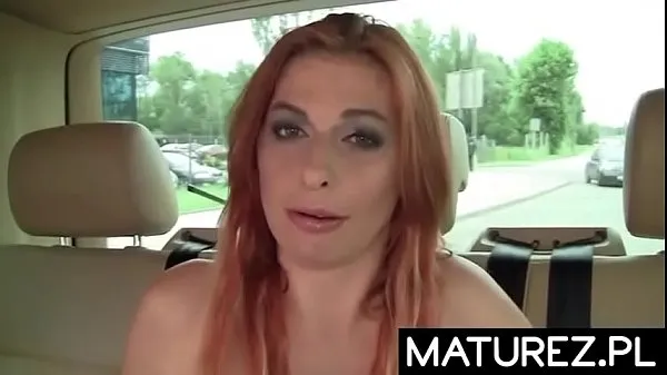 Tunjukkan Polish milf - Sex in the car with a redhead mom Filem saya