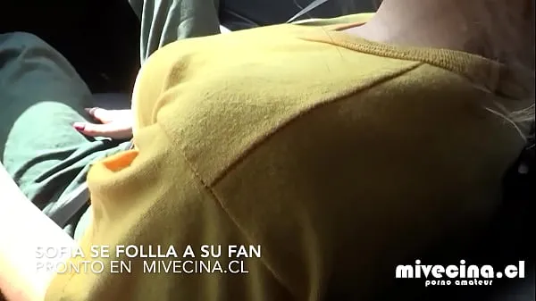 Mostrar Mivecina.cl - Sofia se folla a su fan. ella es una jovencita caliente a . Pronto en mivecina.cl mis películas