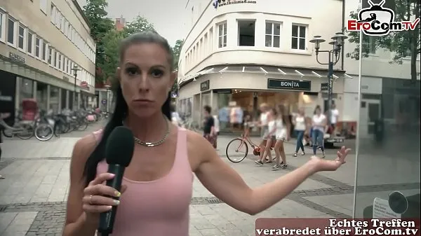 Mutasd a German milf pick up guy at street casting for fuck filmjeimet