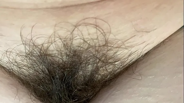 Mostrar primer plano de coño peludo por cutieblonde mis películas