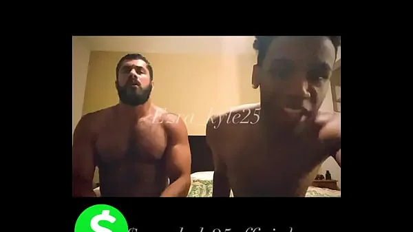 عرض Bodybuilder and twink get together in a muscle worship session, links in video will direct you to see more content أفلامي