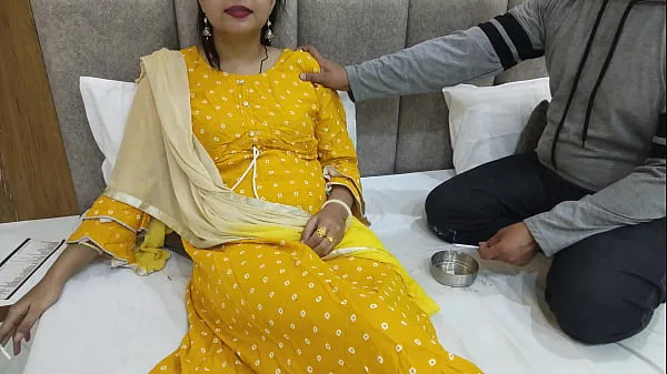 Hiển thị Desiaraabhabhi - Indian Desi having fun fucking with friend's mother, fingering her blonde pussy and sucking her tits Phim của tôi
