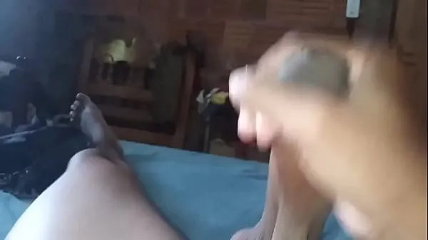 Hot cumshot from a horny young man내 영화 표시